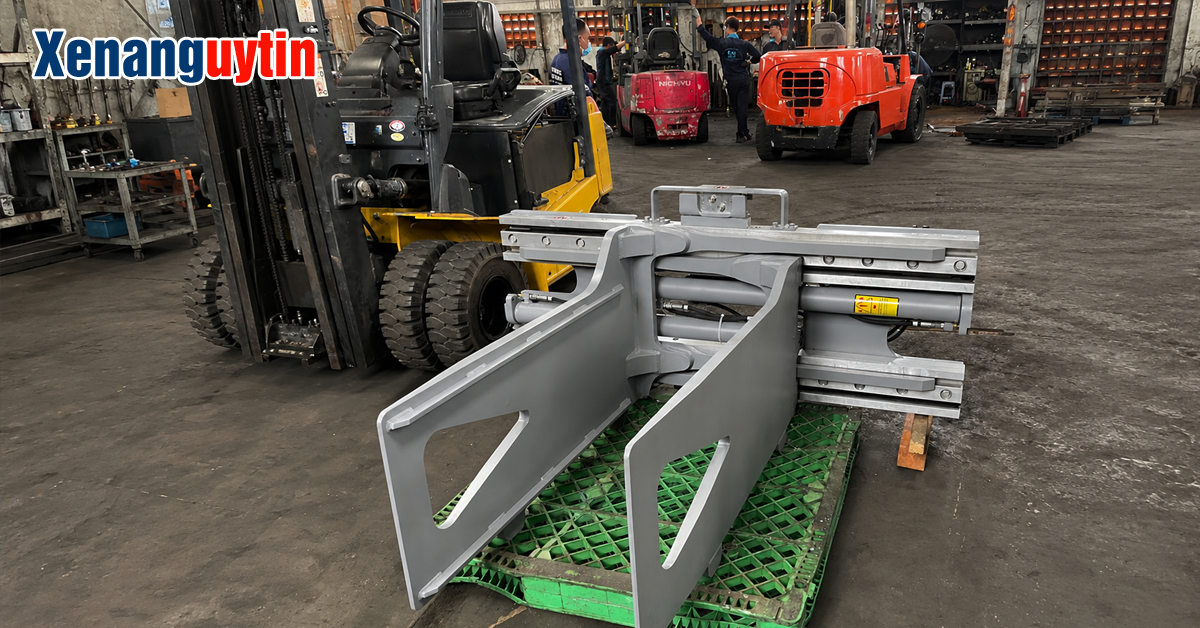 Bộ công tác kẹp vuông xe nâng