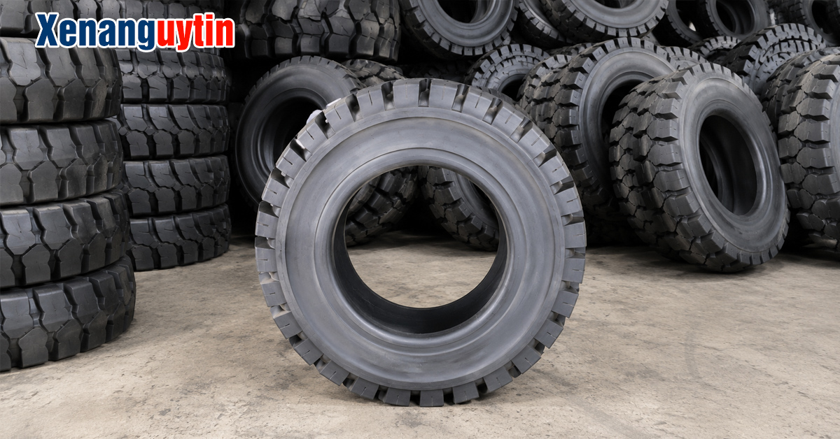Kho lốp xe nâng Dunlop