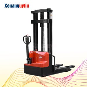 Xe nâng cao Mini range 1.5 tấn