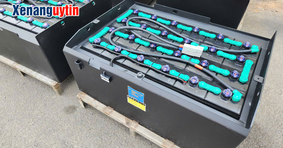 Bình ắc quy xe nâng điện ngồi lái