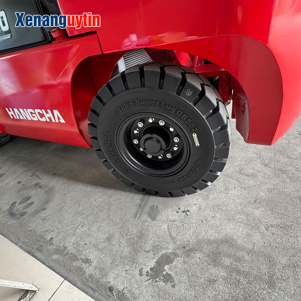Lốp xe nâng dầu 2 tấn Lốp xe nâng dầu 2 tấn