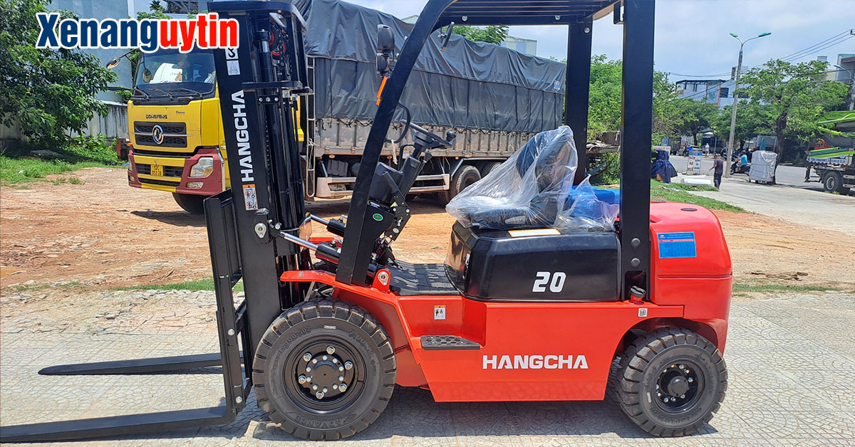Xe nâng dầu 2 tấn Hangcha dòng A
