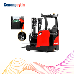 xe nâng kho lạnh bánh xe lốp đặc